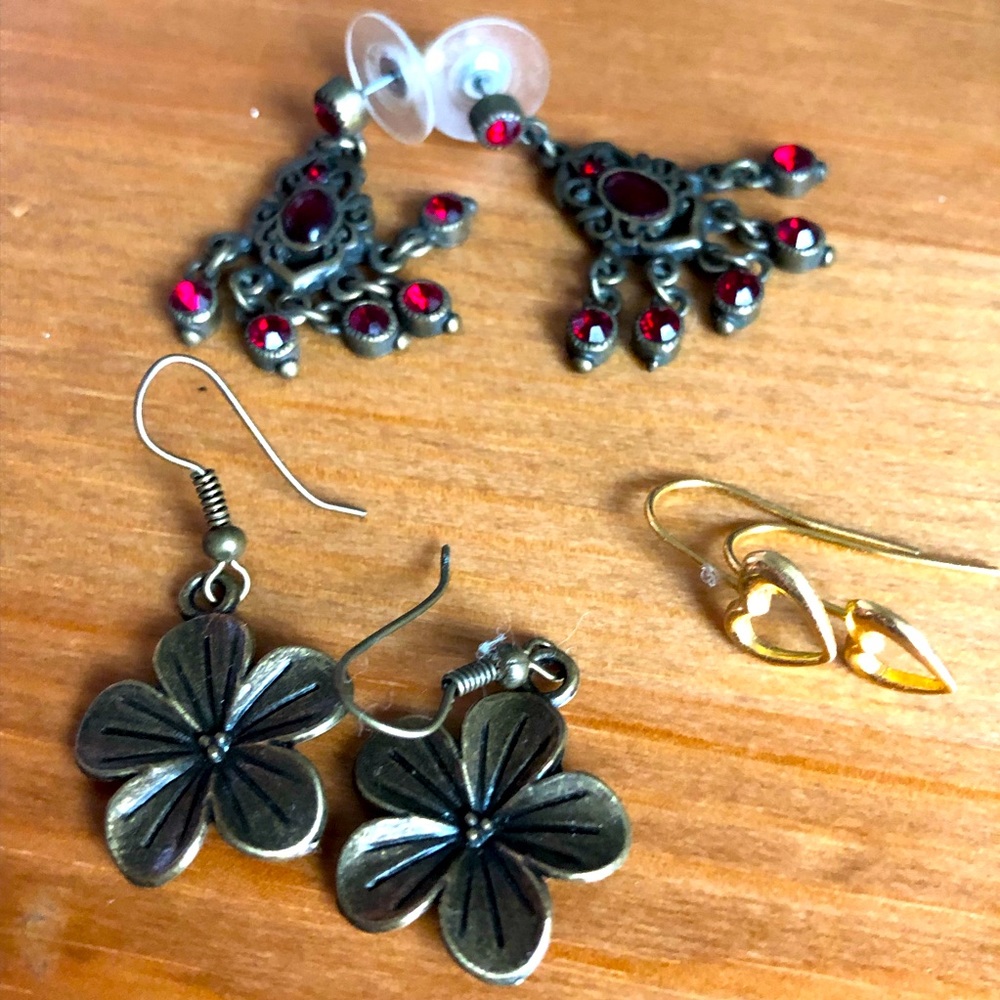 Cute flower heart earrings